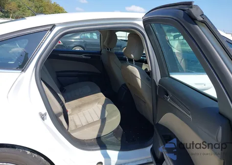 2017 Ford Fusion Hybrid S from USA, damaged, VIN 3FA6P0UU9HR286449